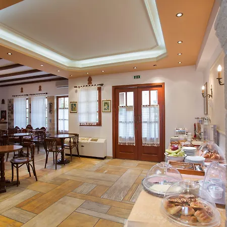 Petrino Guesthouse-2